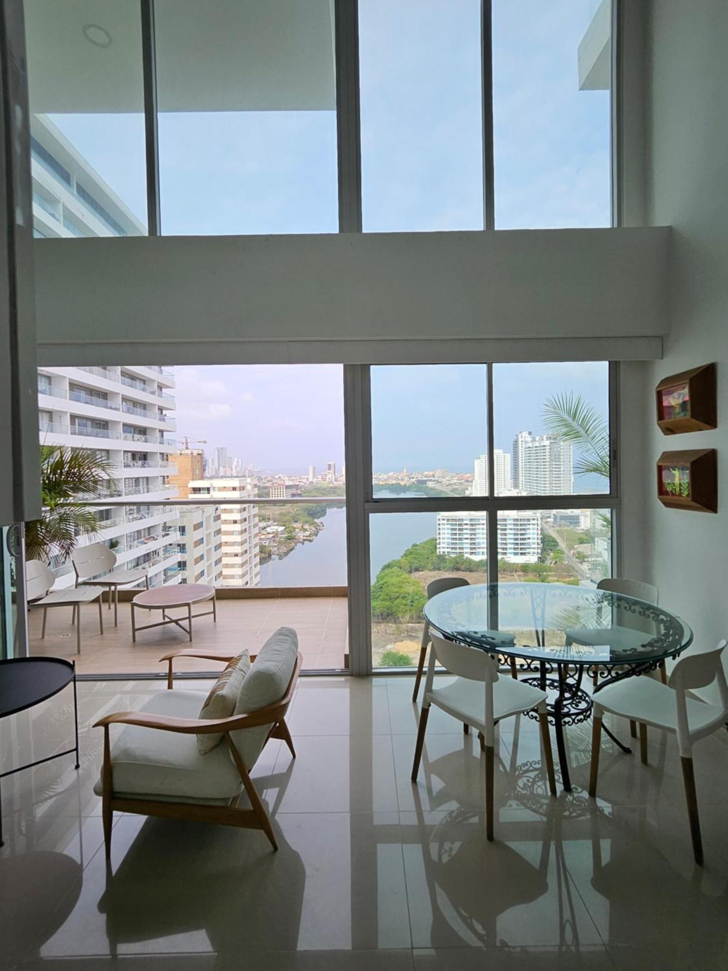 Apartamento Duplex De Lujo Nuevo Con Vista Increible Al Centro Y La Playa Cartagena
